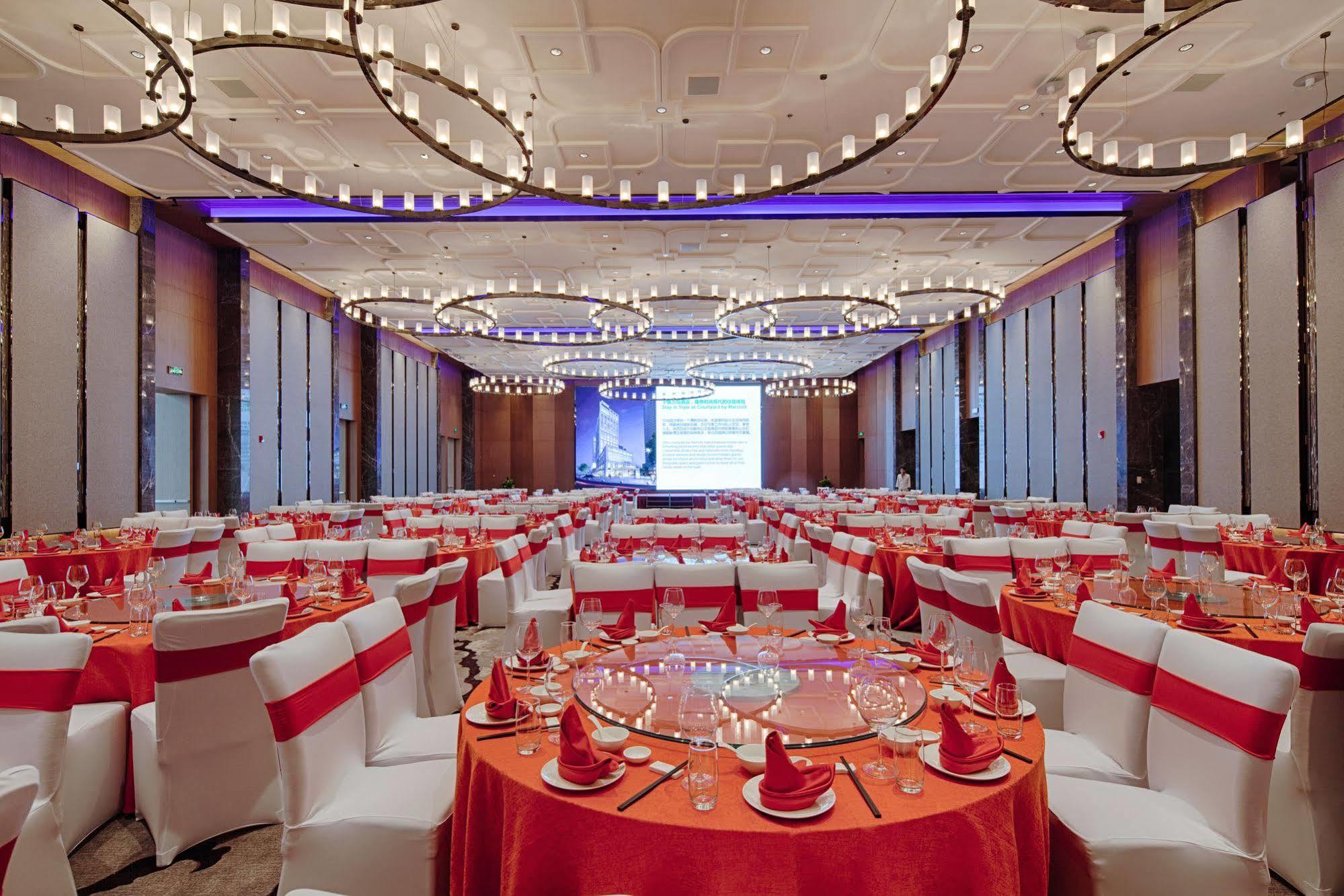 Courtyard By Marriott Xinchang Exterior photo