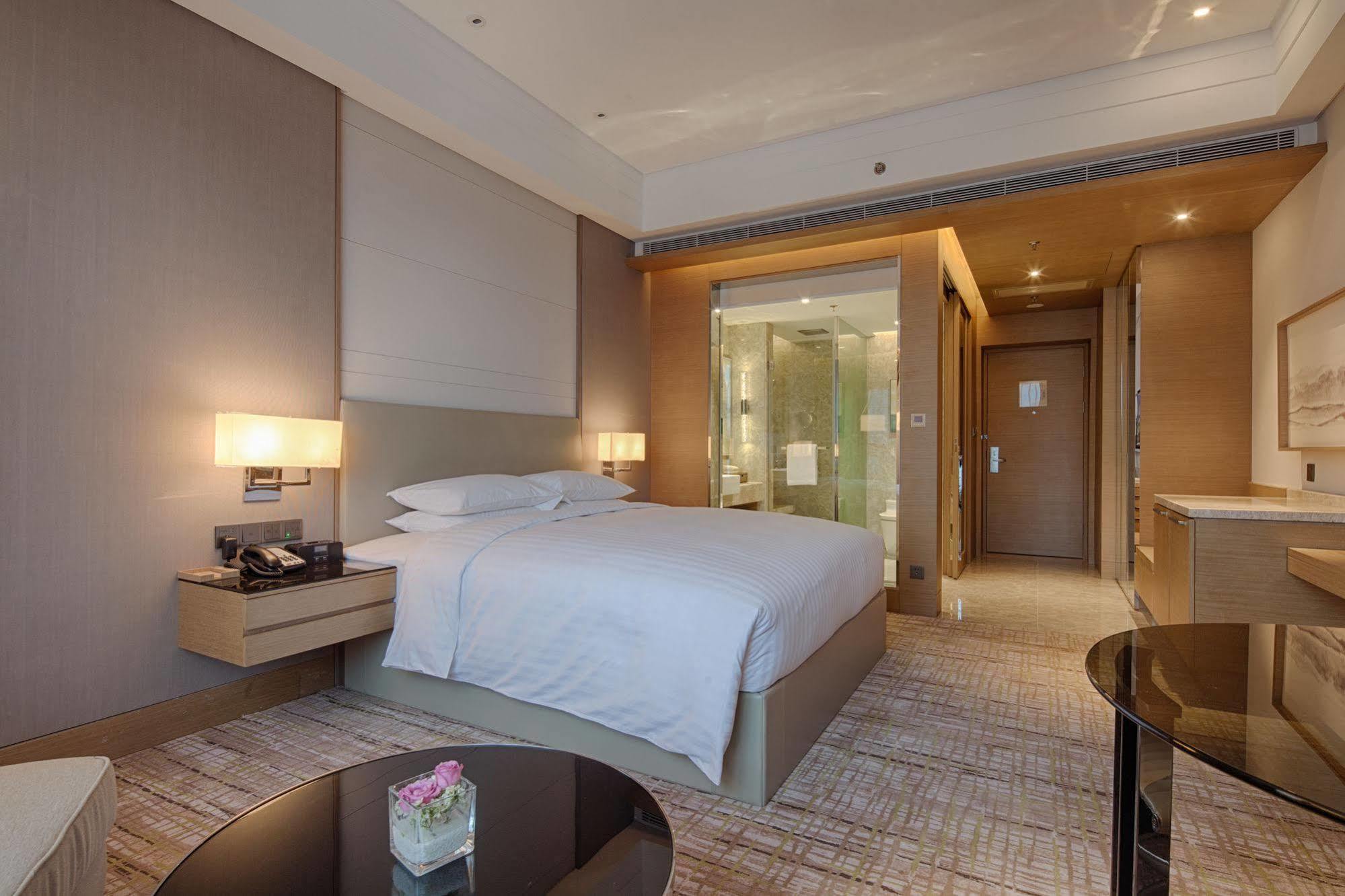 Courtyard By Marriott Xinchang Exterior photo